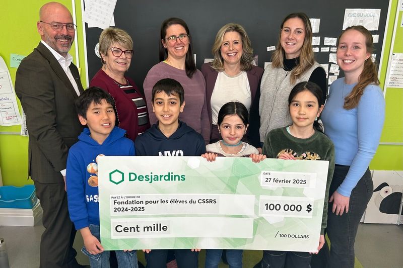 Don de 100 000 $ de Desjardins pour soutenir la persévérance scolaire au CSSRS